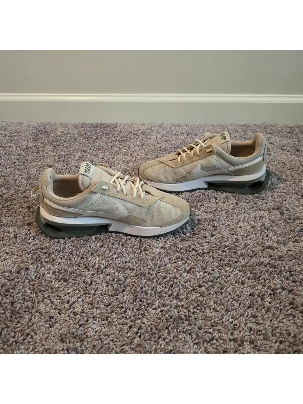 Nike Air Max Pre-Day Light Bone/White-Sanddrift sz 5.5 US